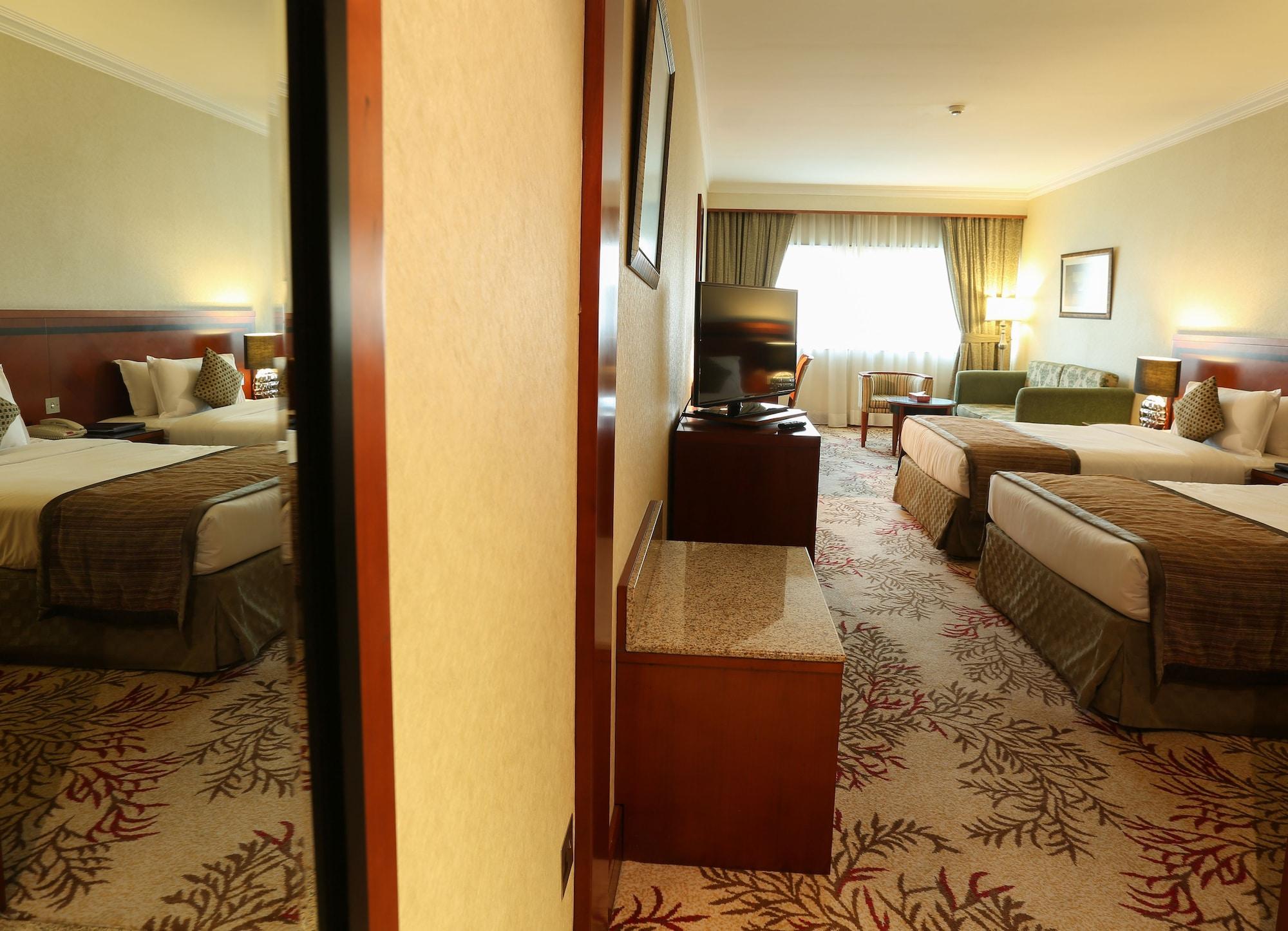 Ramee Royal Hotel Dubai Exterior photo